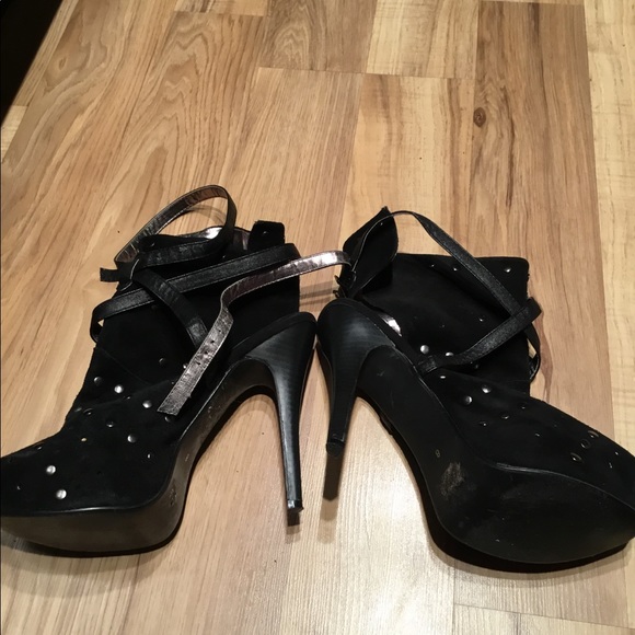 N.Y.L.A black platform *offers welcome* - Picture 2 of 3